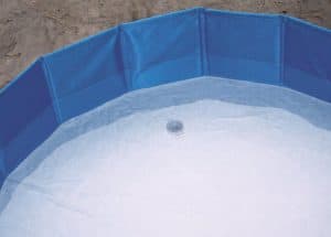 wateraftapventiel van hondenzwembad